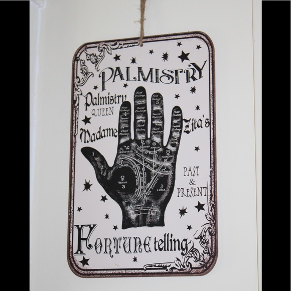 HALLOWEEN PALM READING FORTUNE TELLER WALL DECOR - Picture 14 of 14